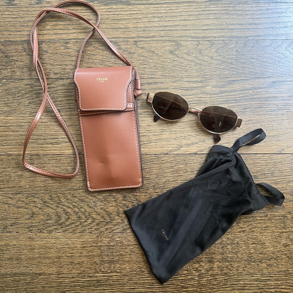 Celine Triomphe Metal CL40235U 
FRAME-Gold
LENSES-Brown
With original box
